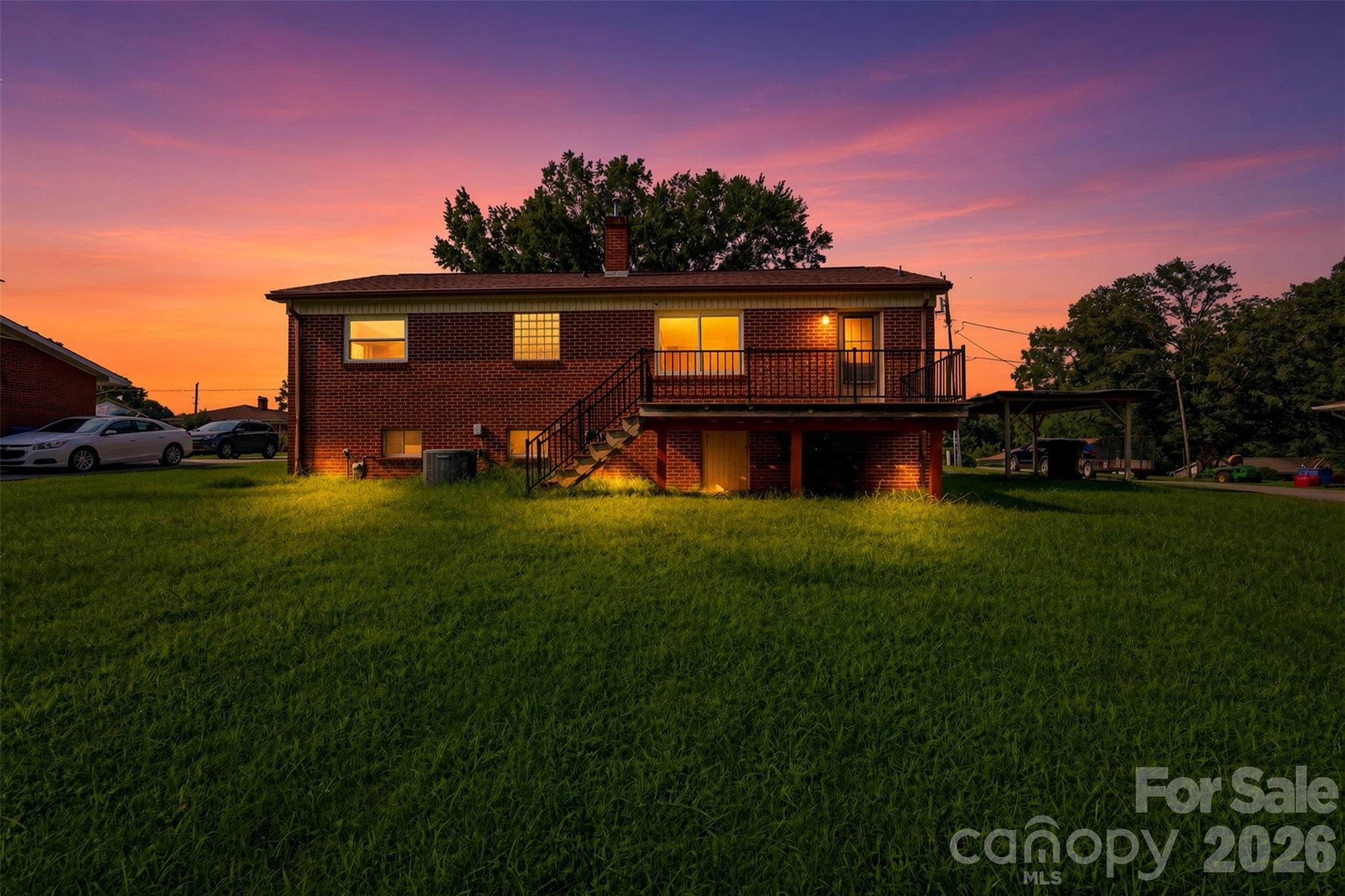 main property photo 3