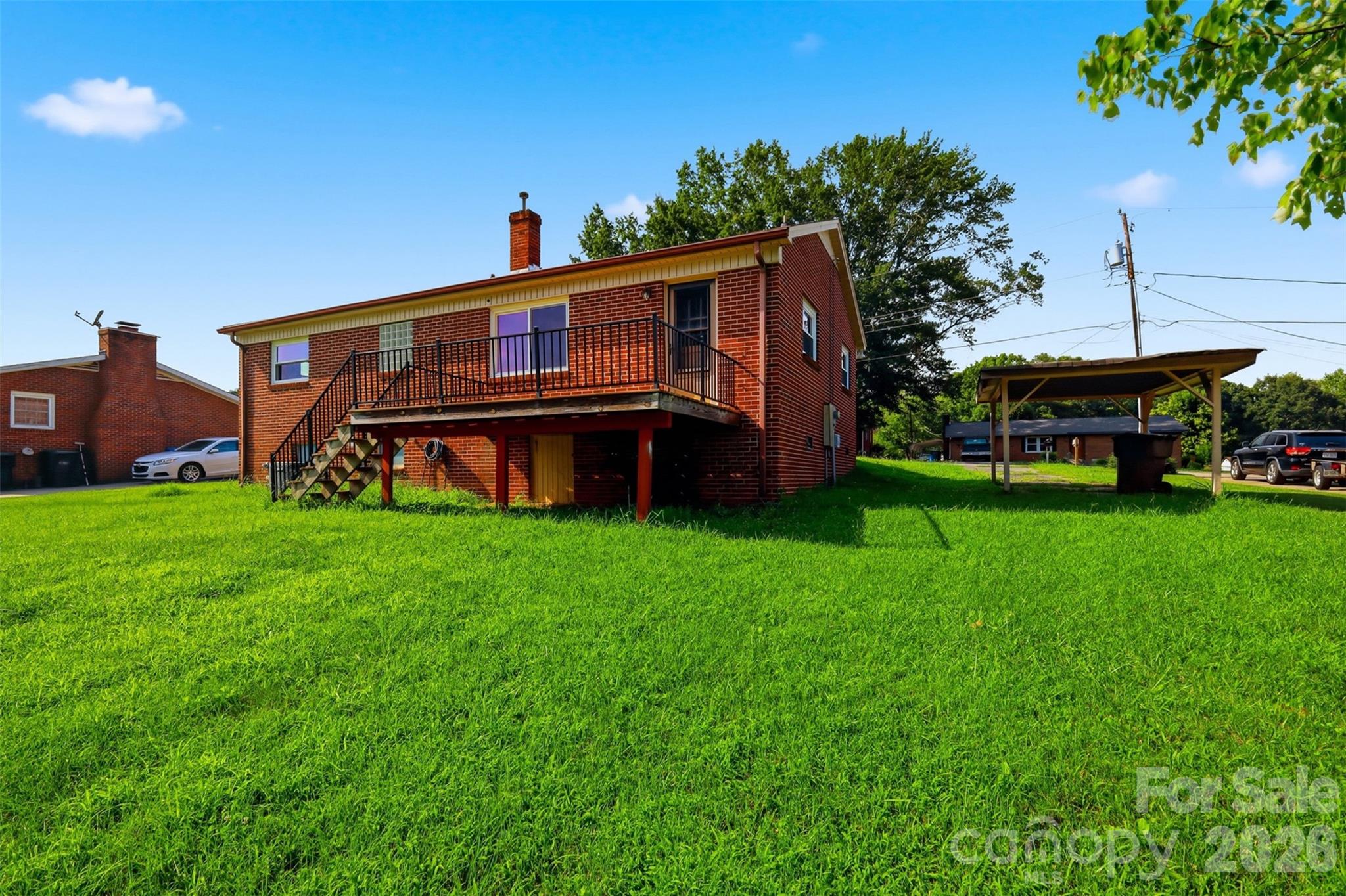 main property photo 7