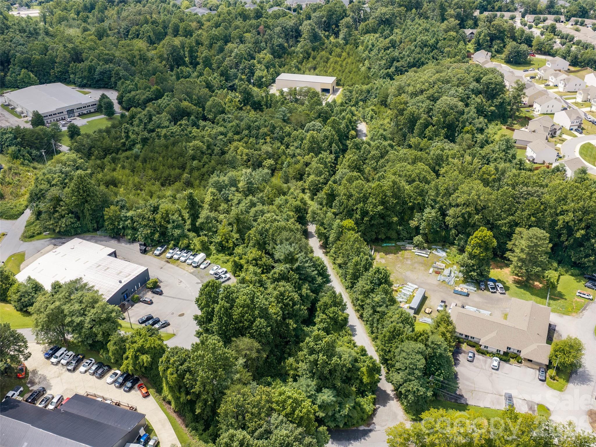 main property photo 14