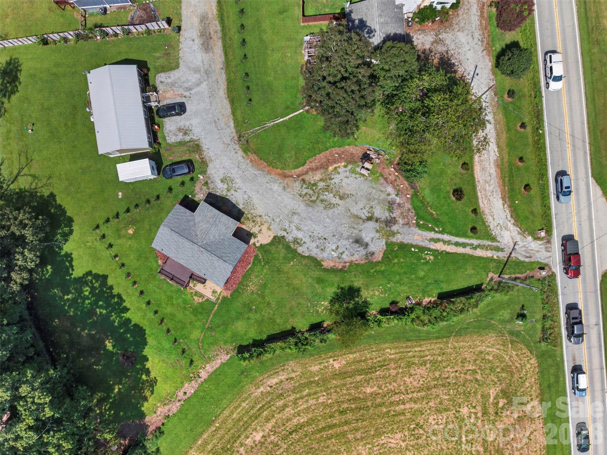 main property photo 30