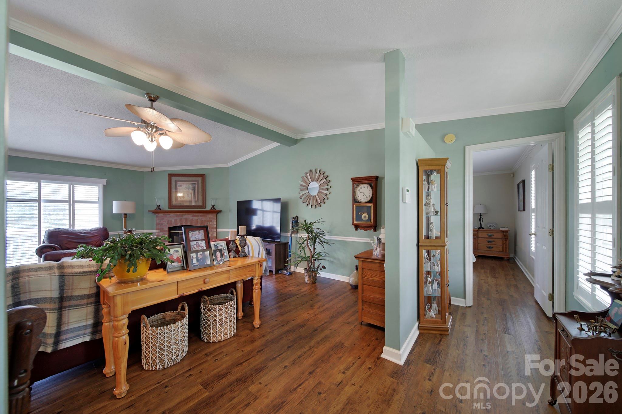 main property photo 5