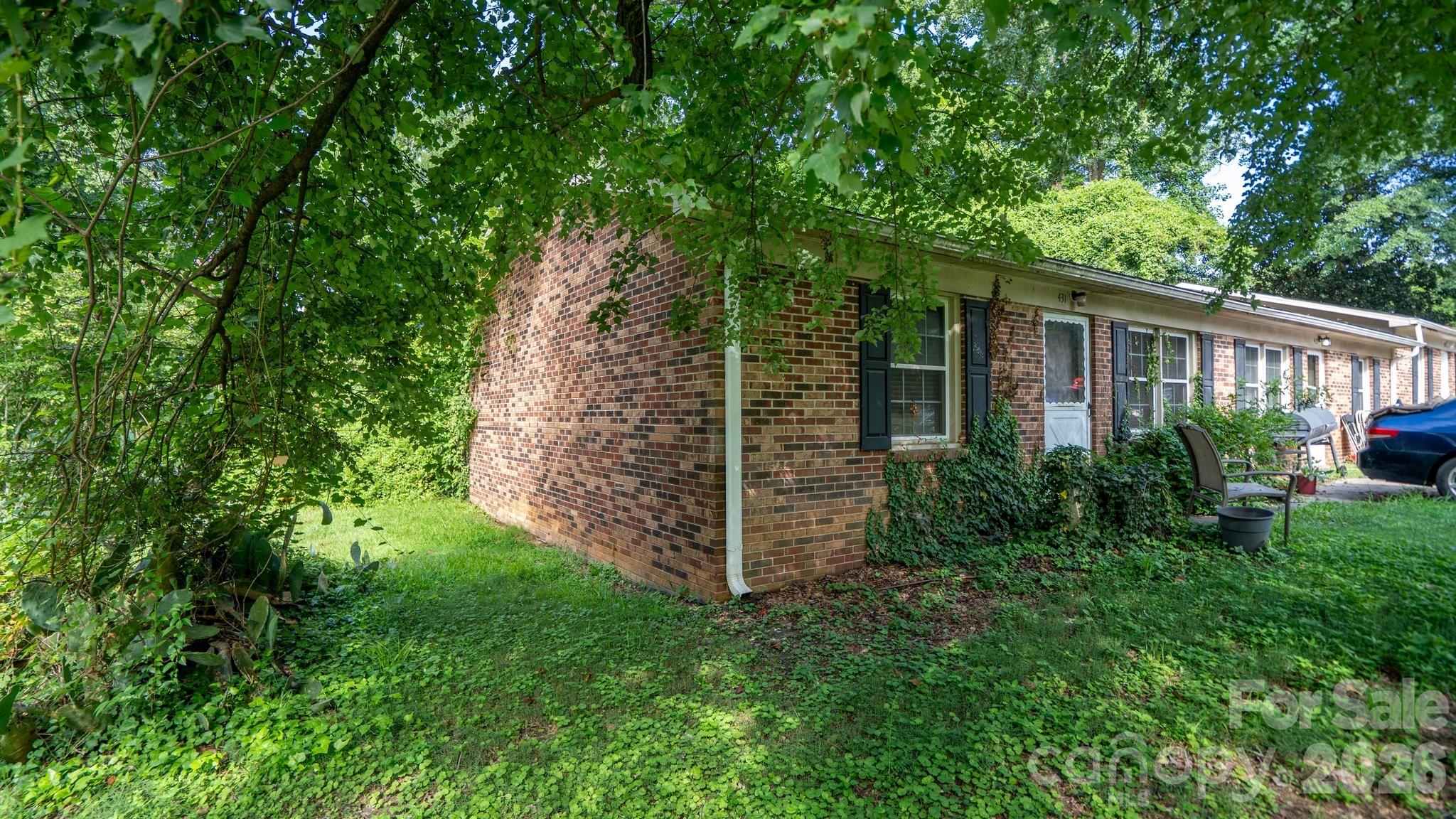 main property photo 5