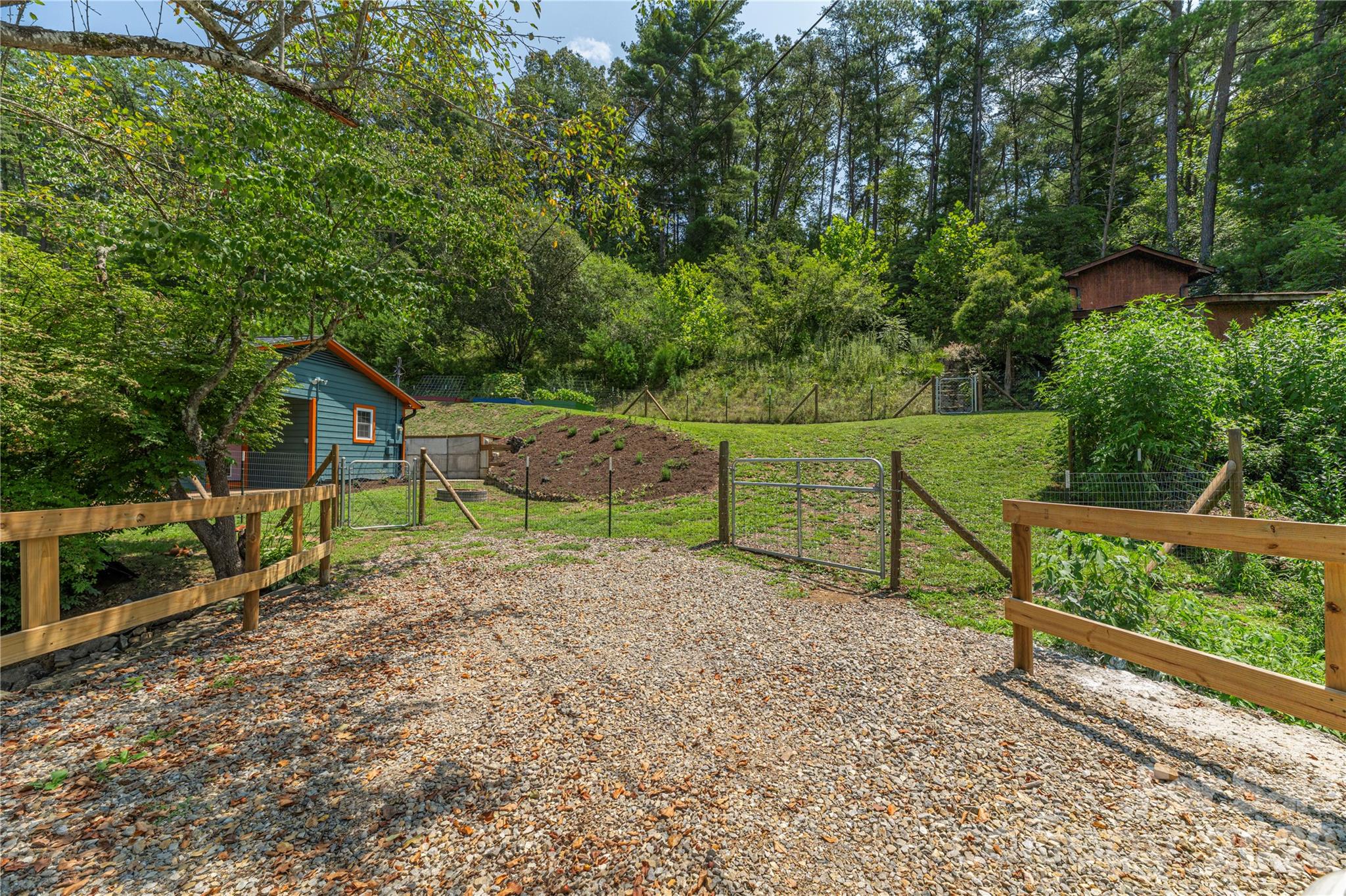 main property photo 42