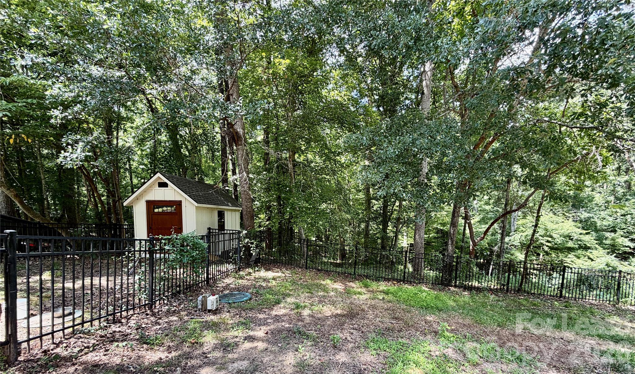 main property photo 45