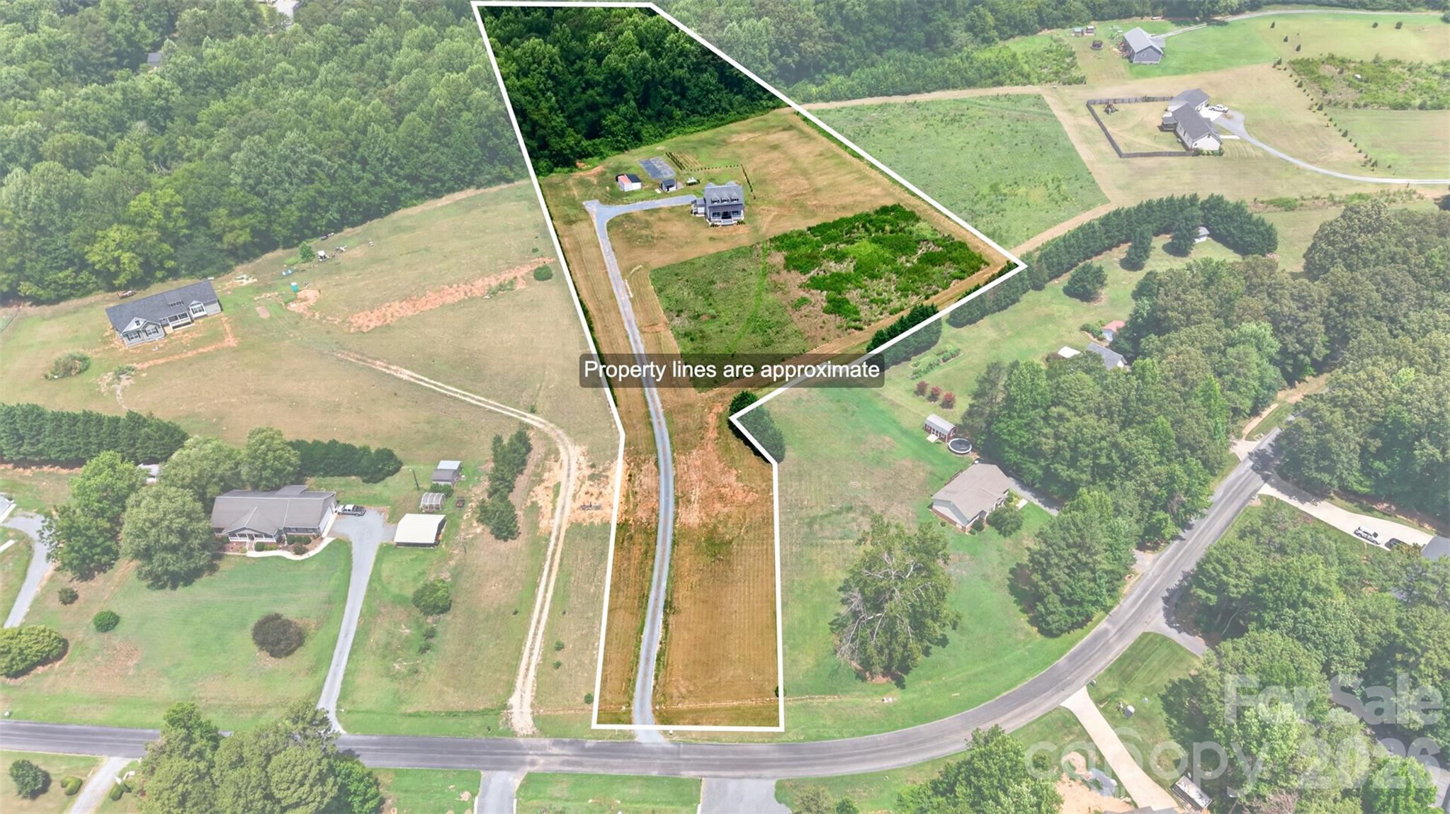 main property photo 4