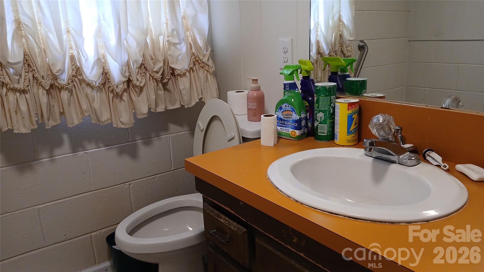 main property photo 27