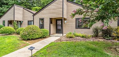 image of property with 2 Bed | 1 Bath | 1,002 Sqft
