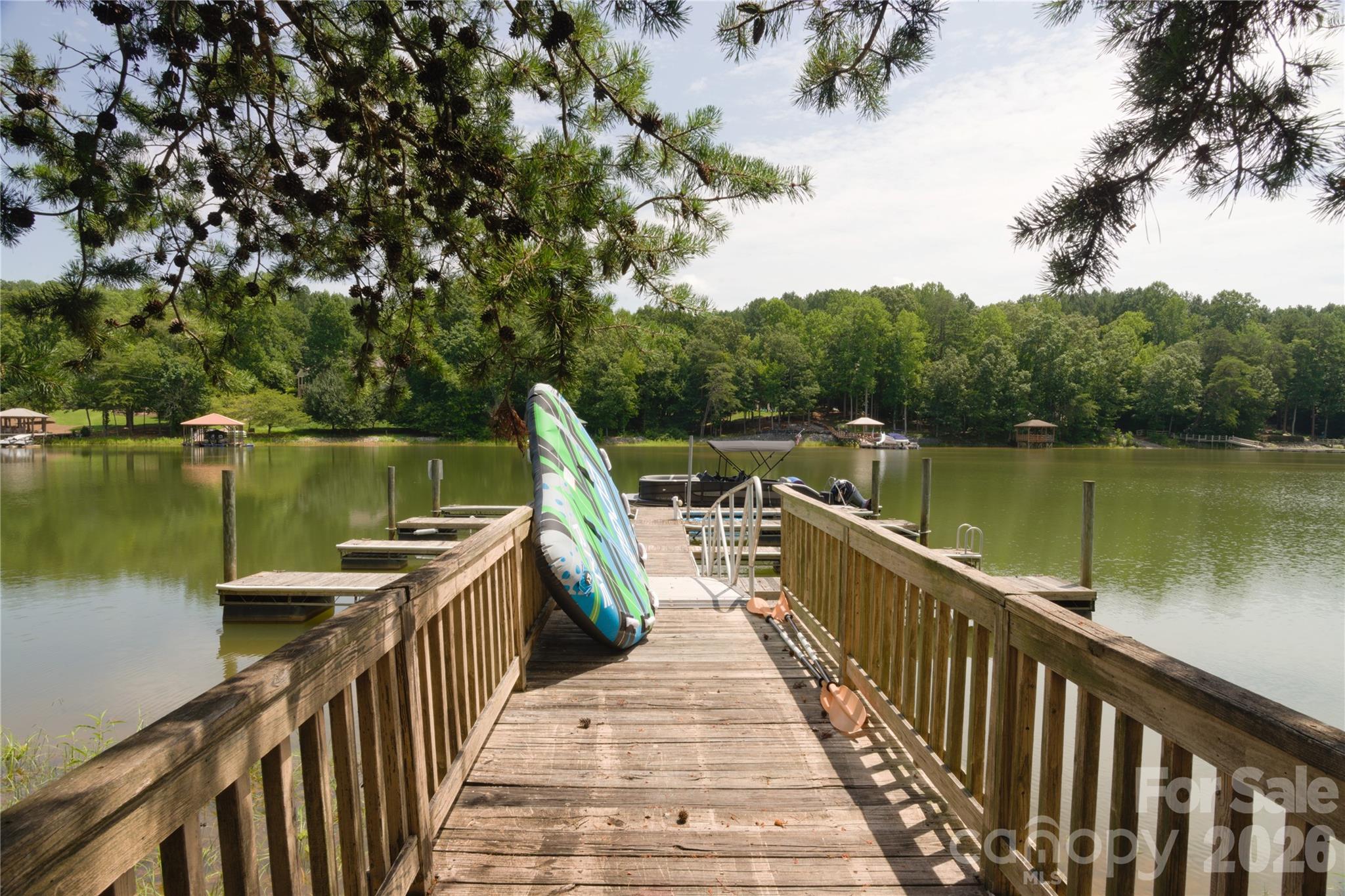 main property photo 10