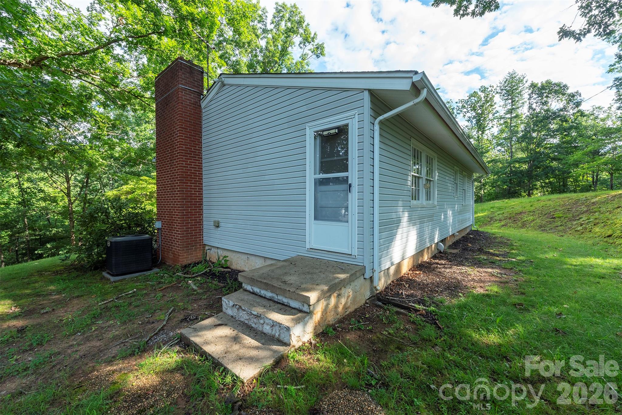 main property photo 21