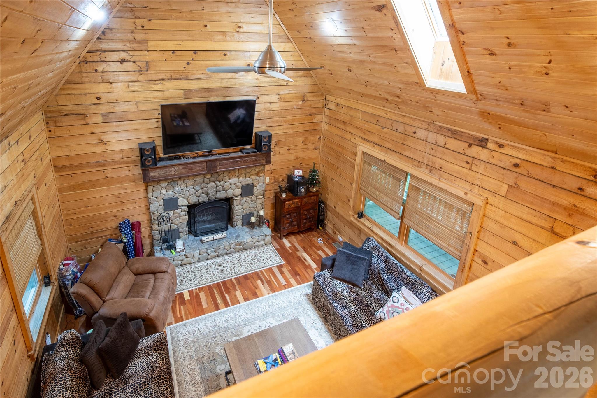 main property photo 26