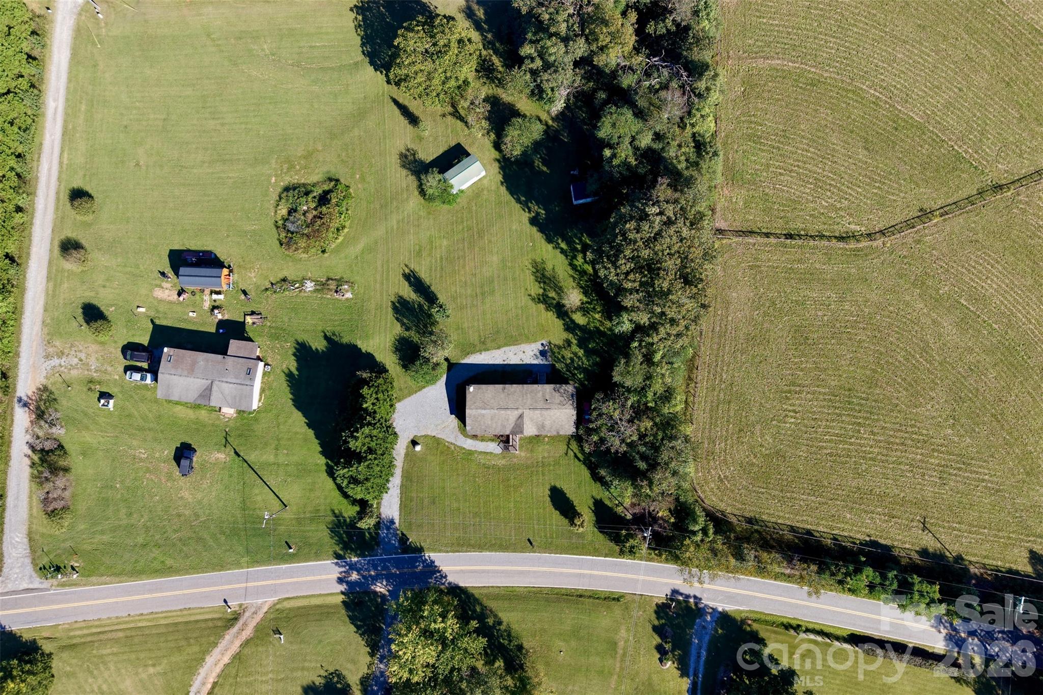 main property photo 36
