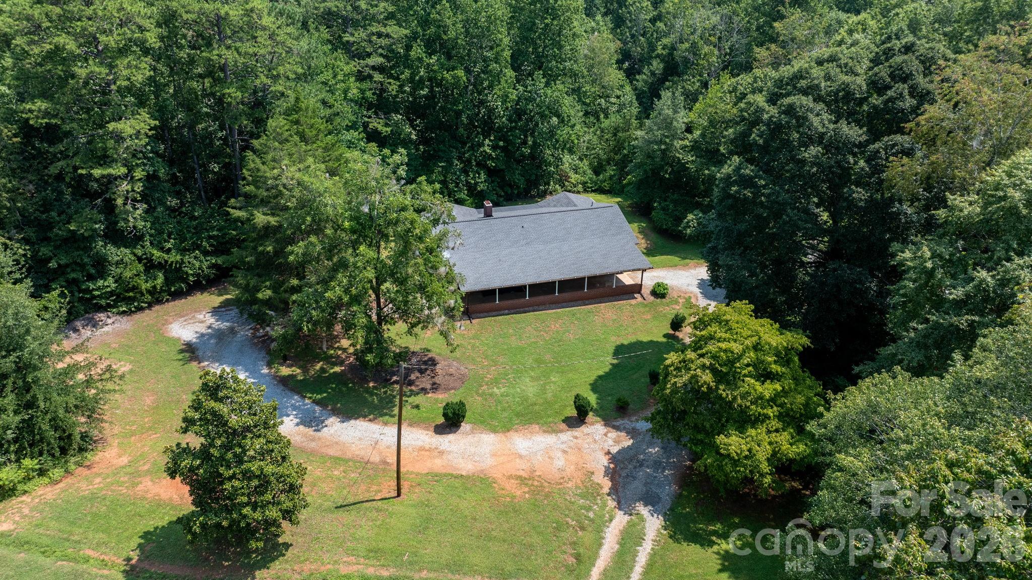 main property photo 35