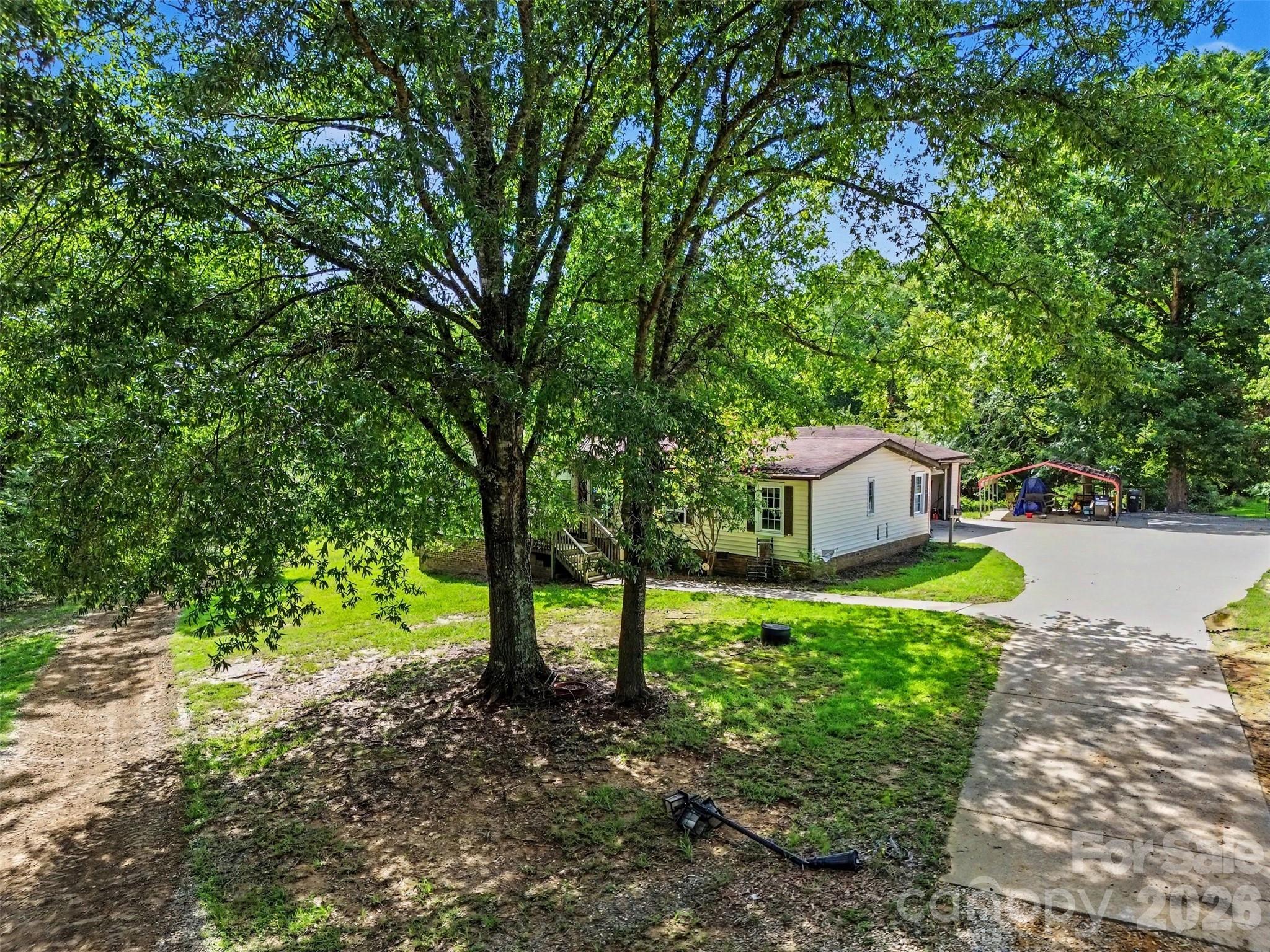 main property photo 26