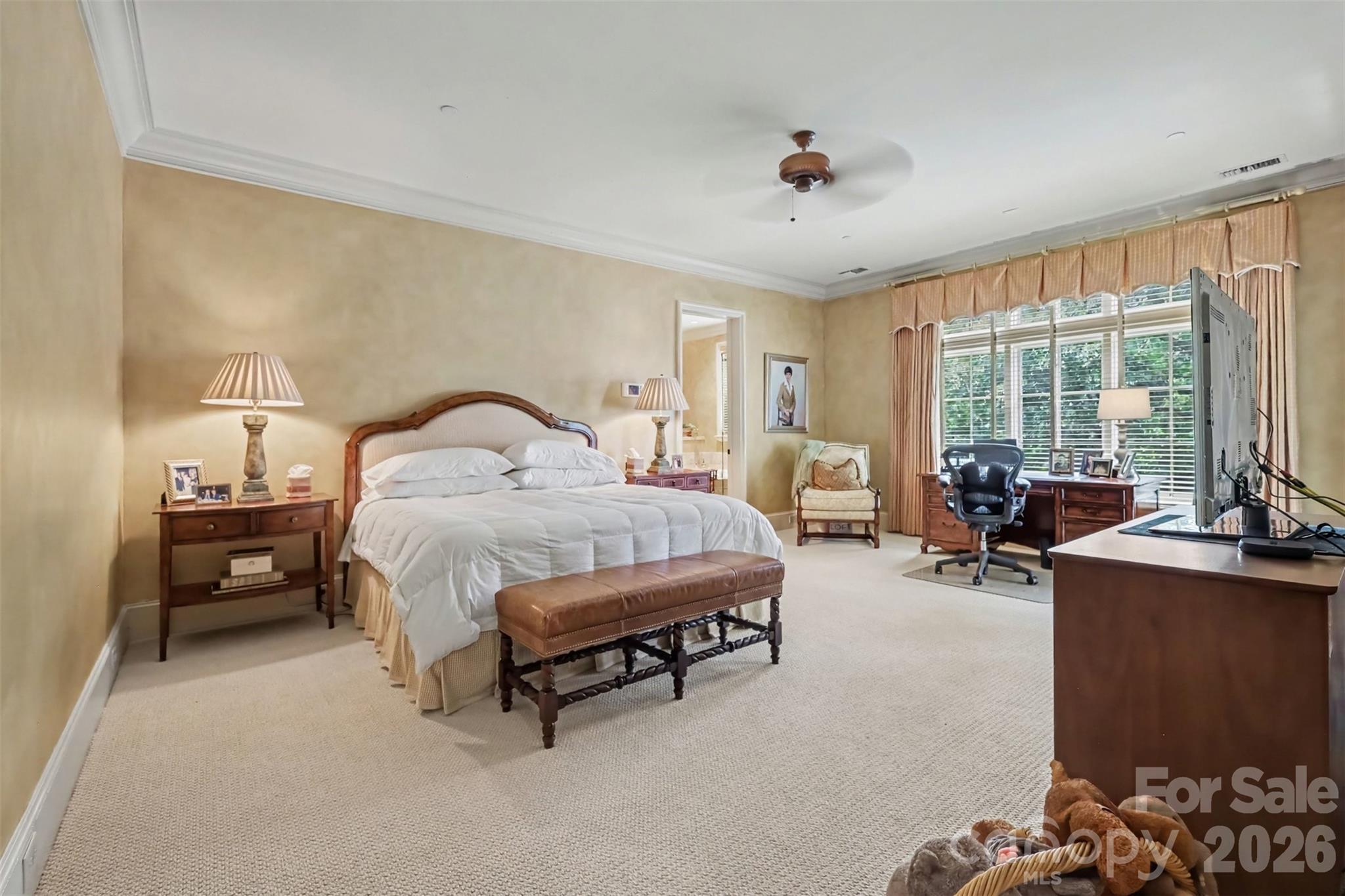 main property photo 14