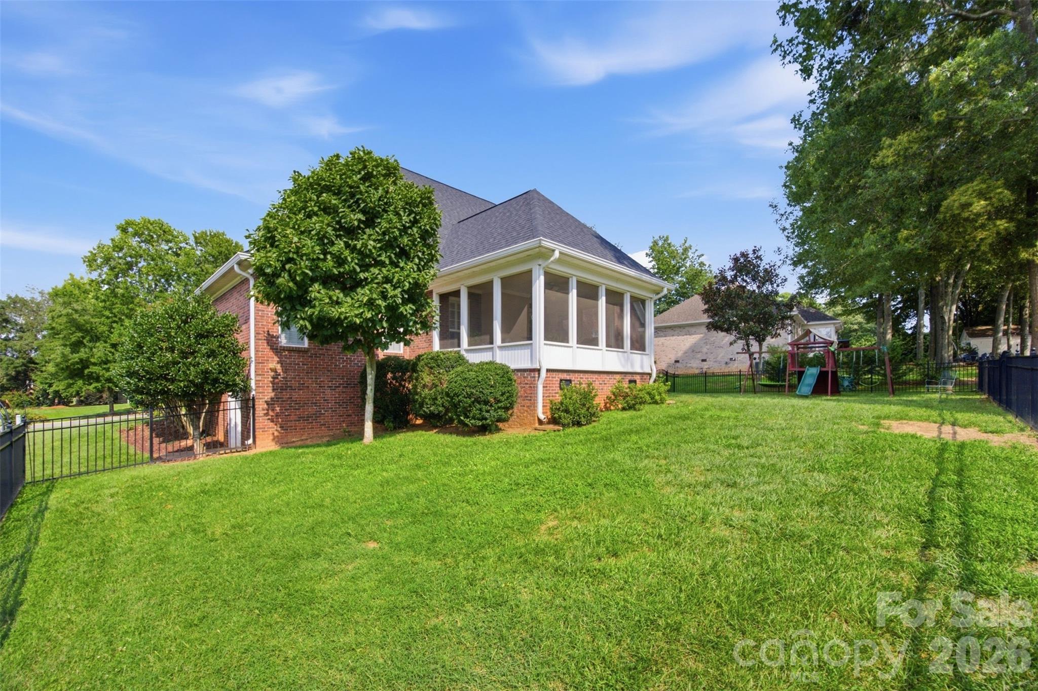 main property photo 43