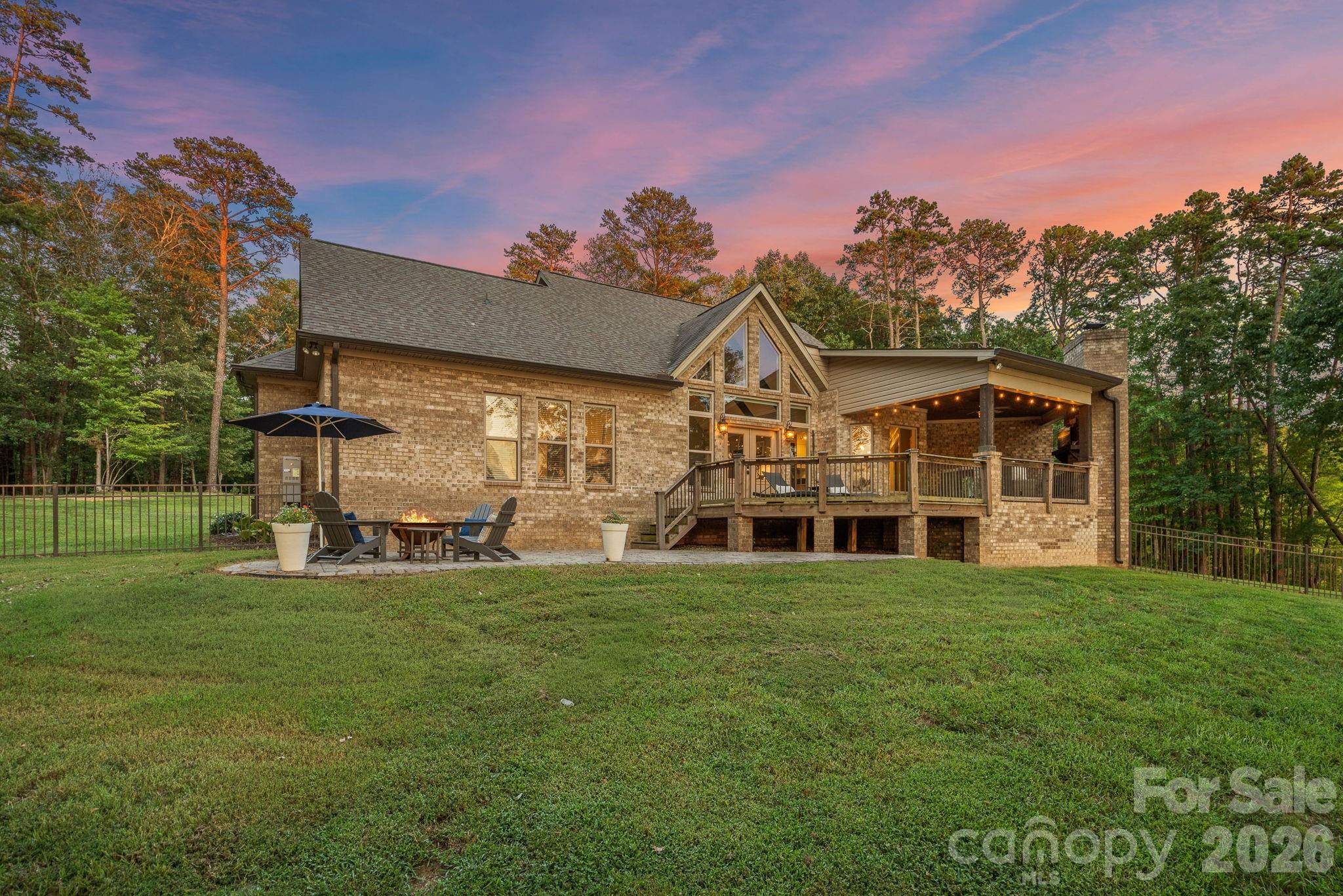main property photo 41