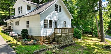 image of property with 5 Bed | 2 Bath | 2,019 Sqft
