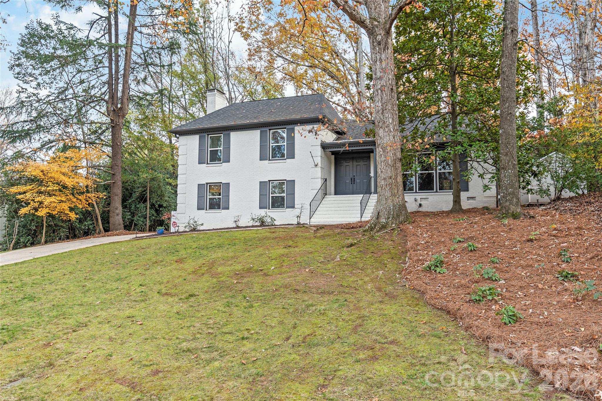 property viewer photo 1
