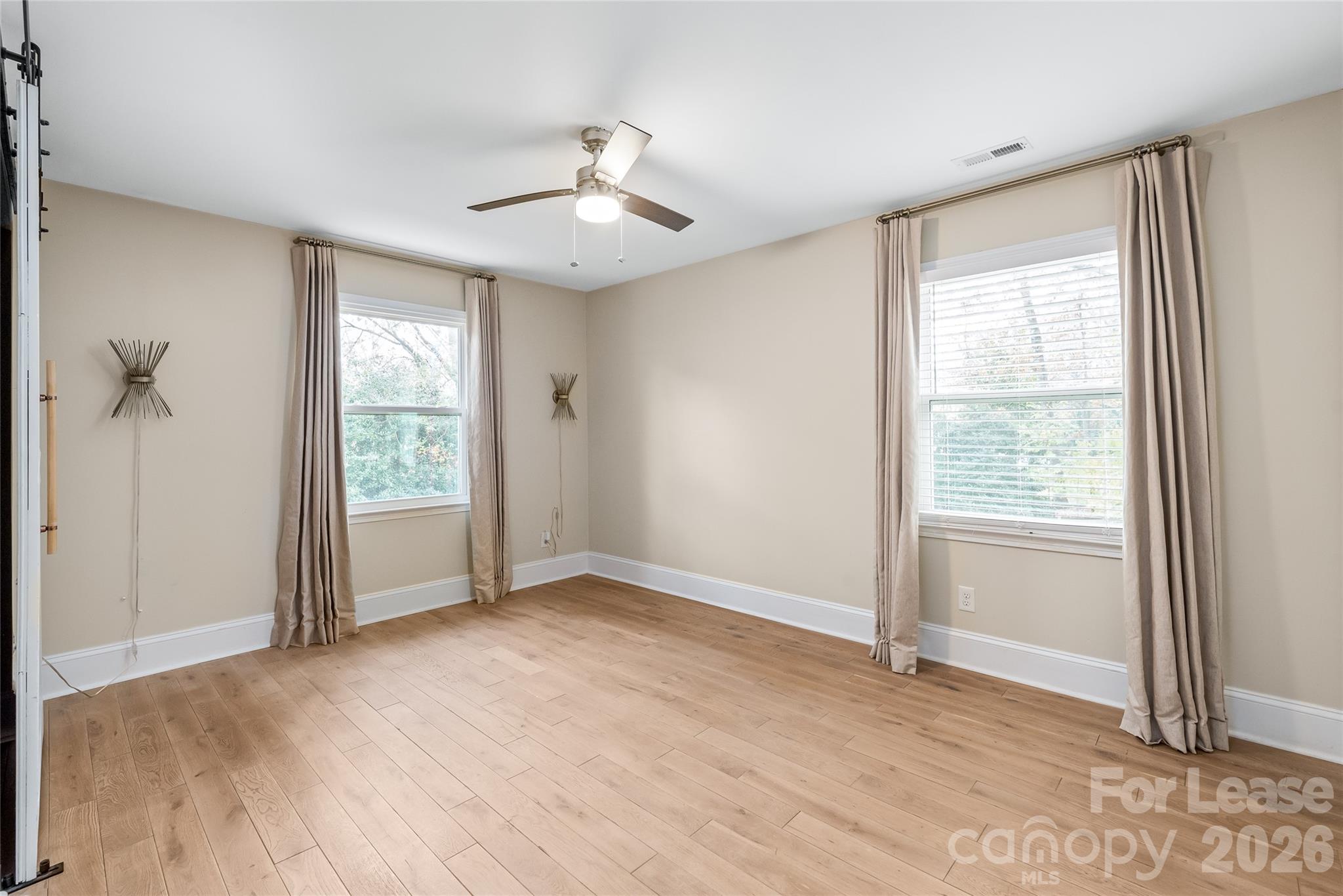 property viewer photo 21