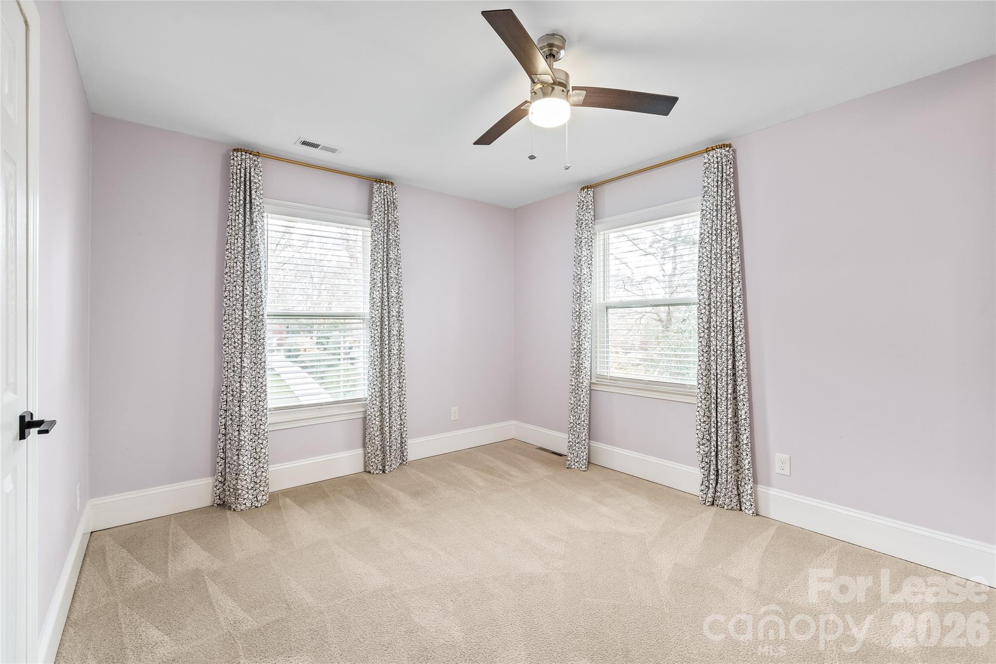 property viewer photo 27
