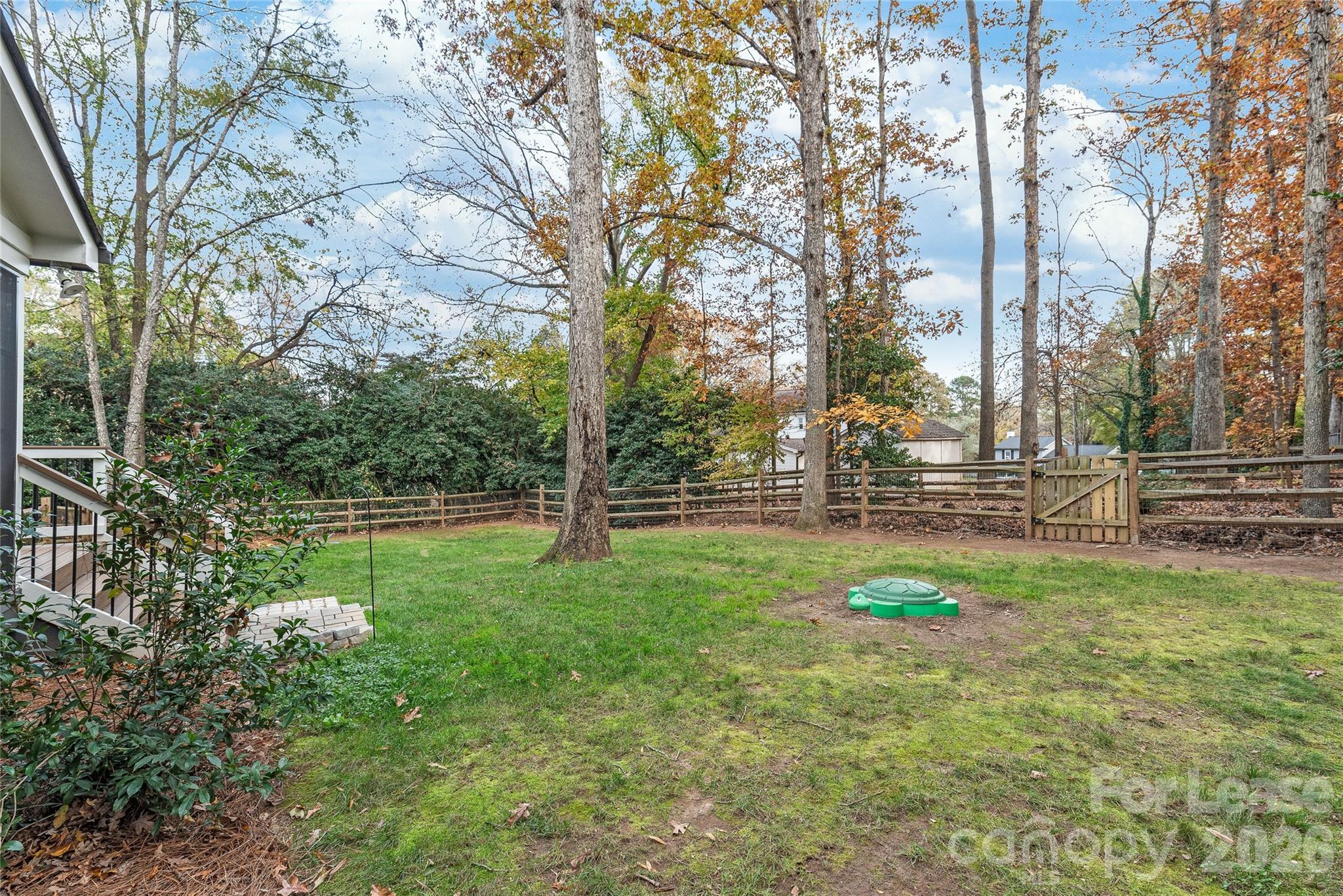 property viewer photo 37