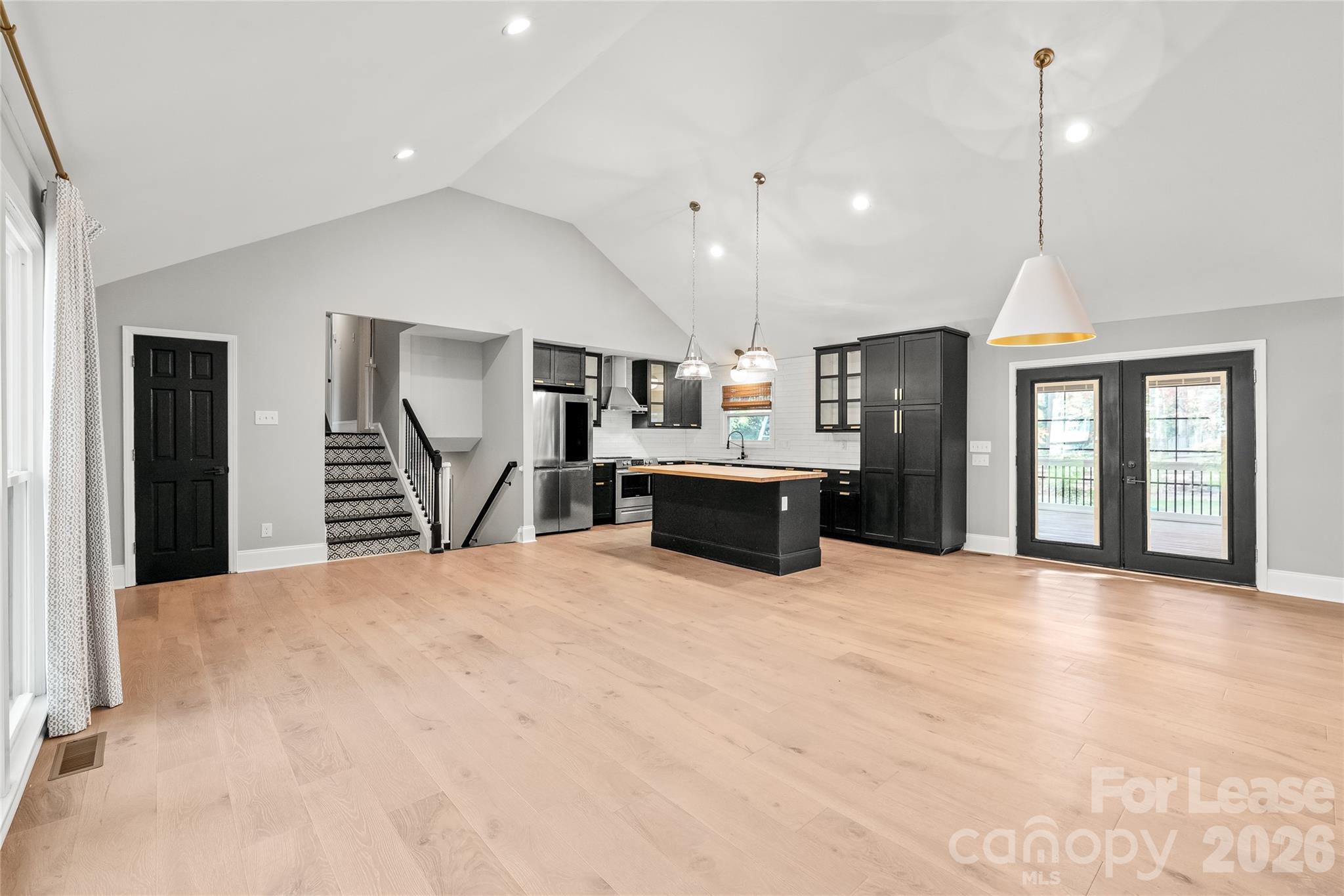 property viewer photo 6