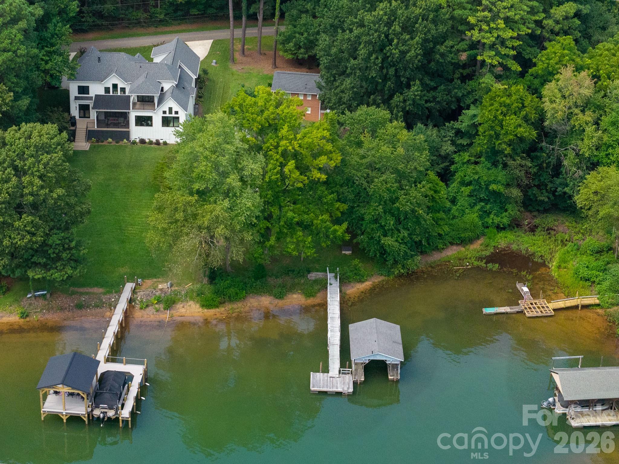 main property photo 42