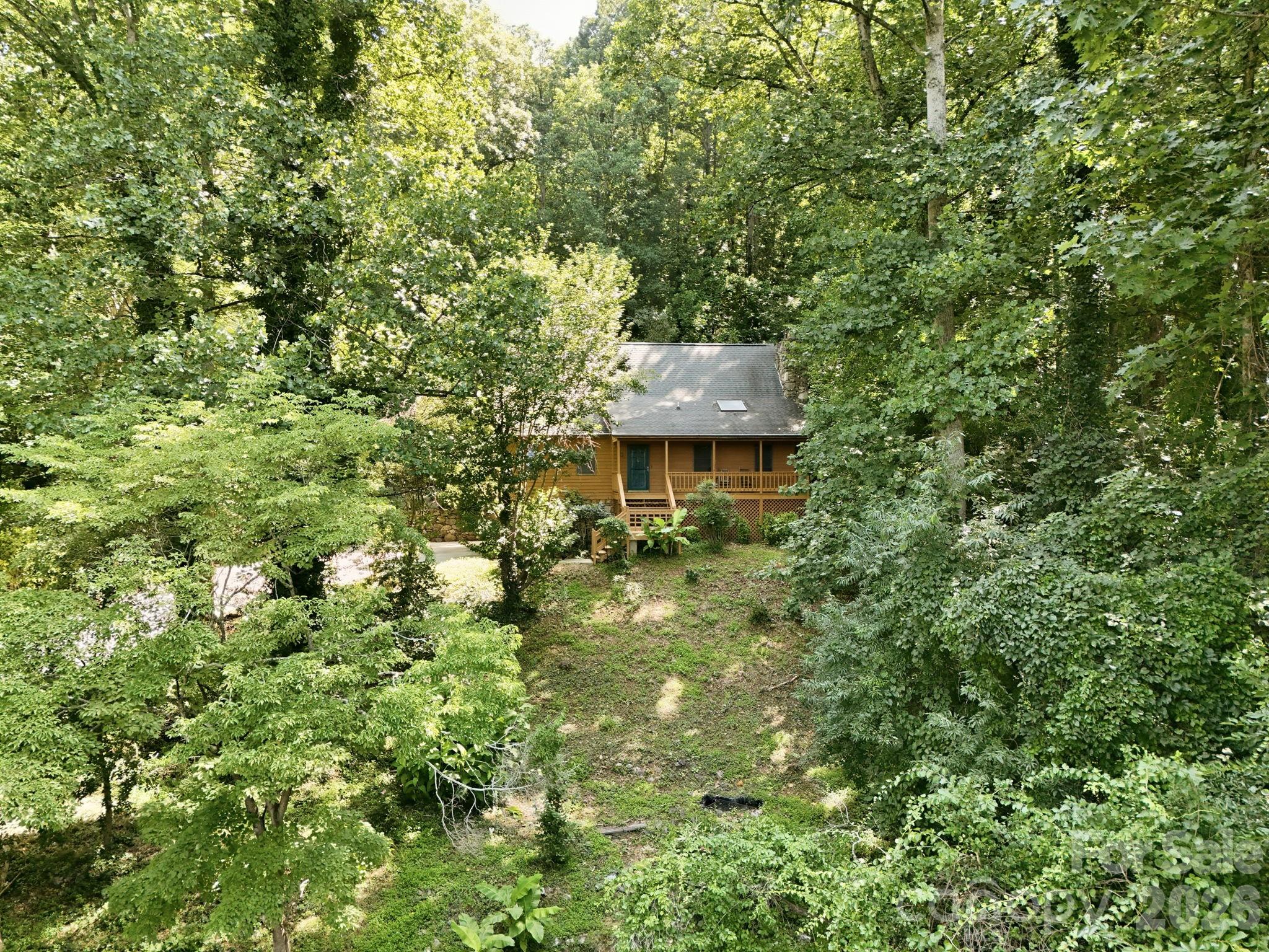 main property photo 14