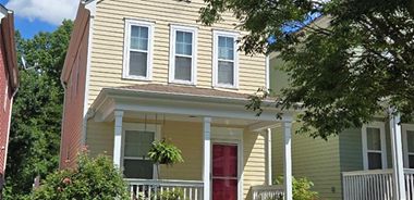 image of property with 2 Bed | 2 Bath | 1,040 Sqft