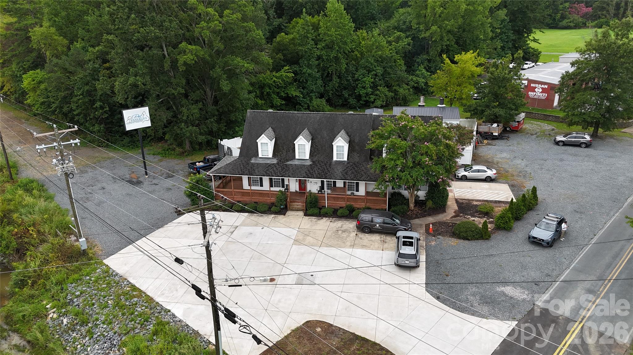 main property photo 2