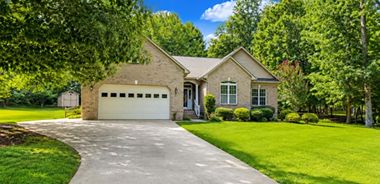 image of property with 3 Bed | 2 Bath | 1,668 Sqft
