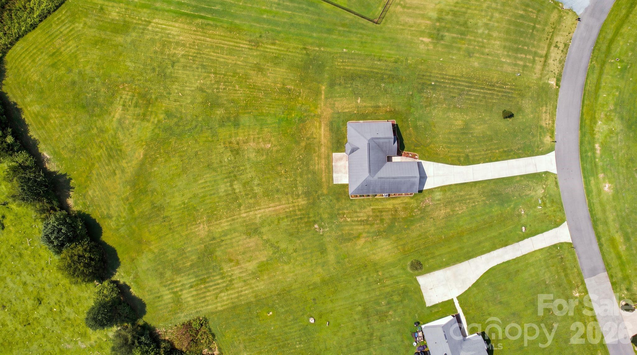 main property photo 37