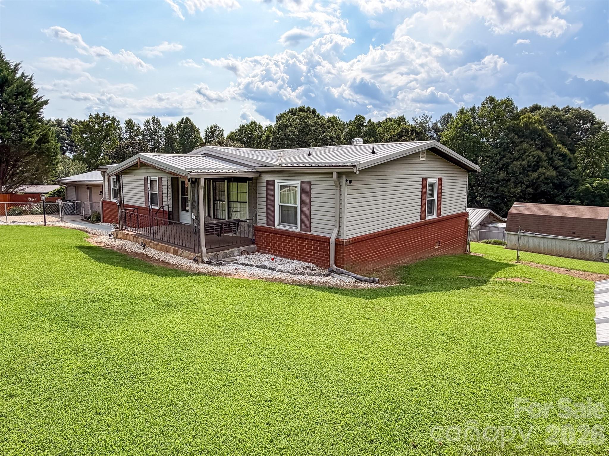 main property photo 47