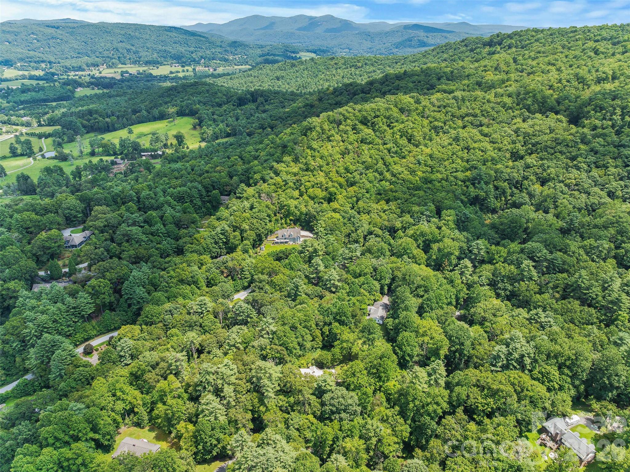 main property photo 41