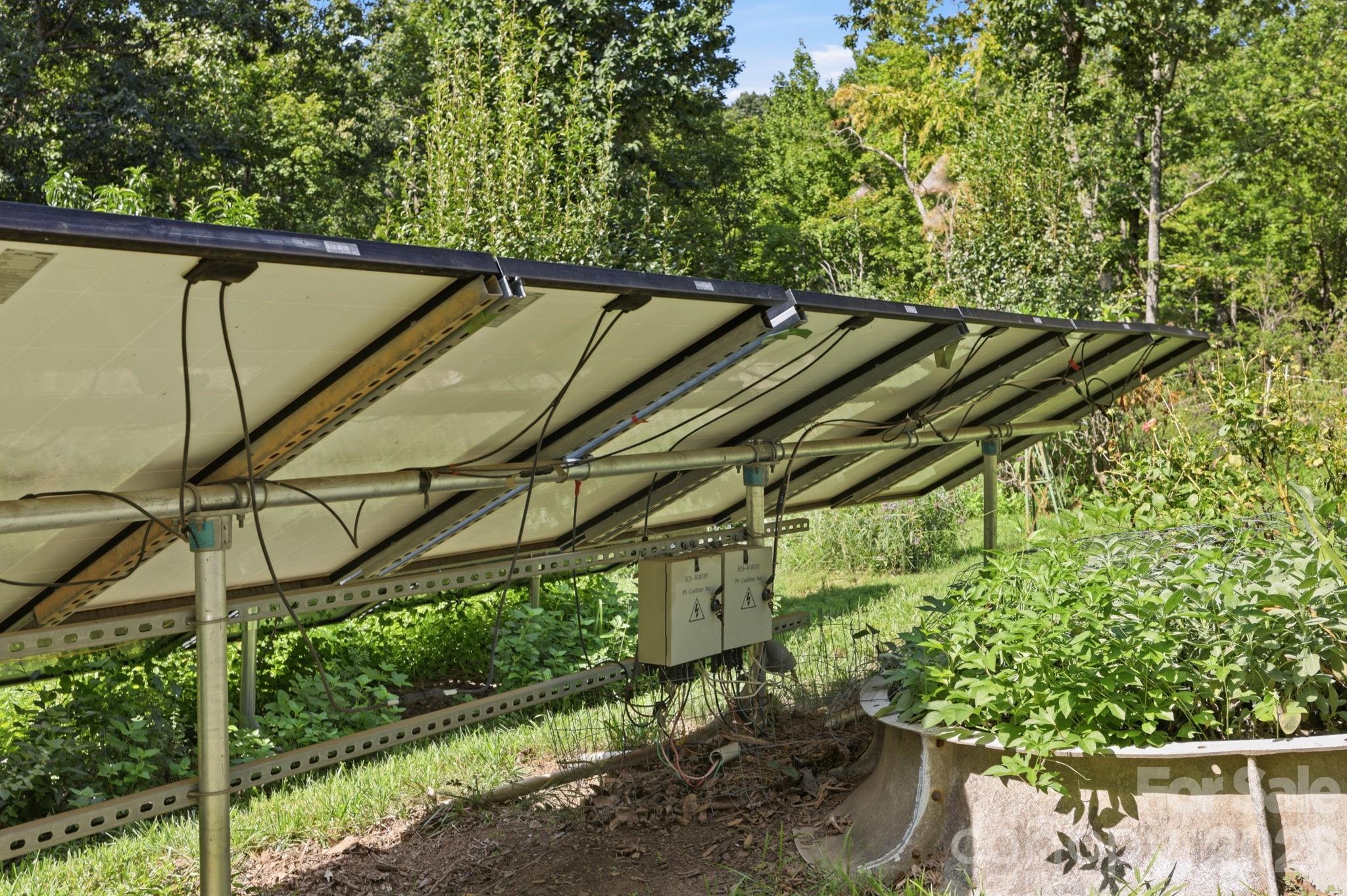 main property photo 23