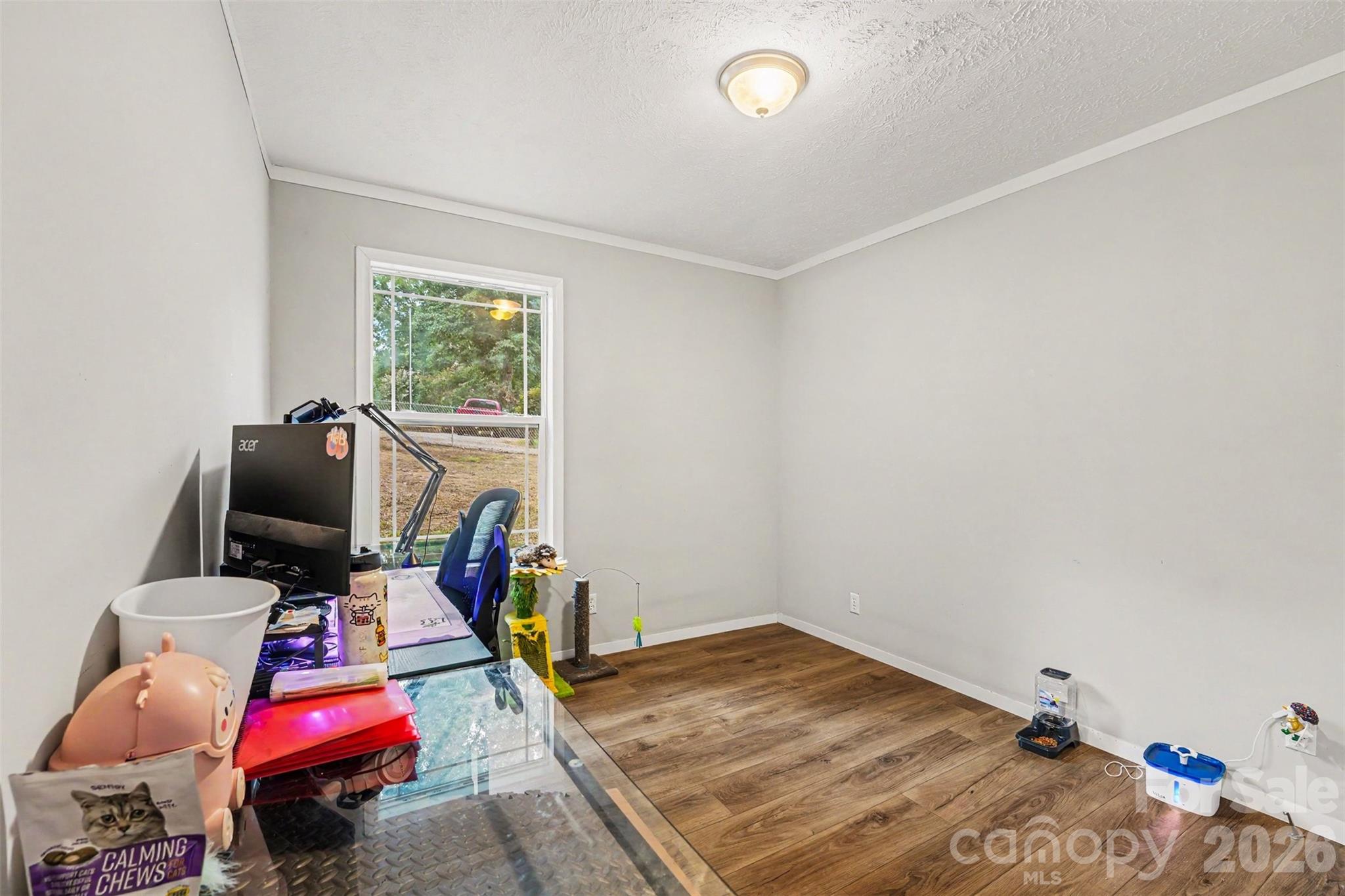 main property photo 16