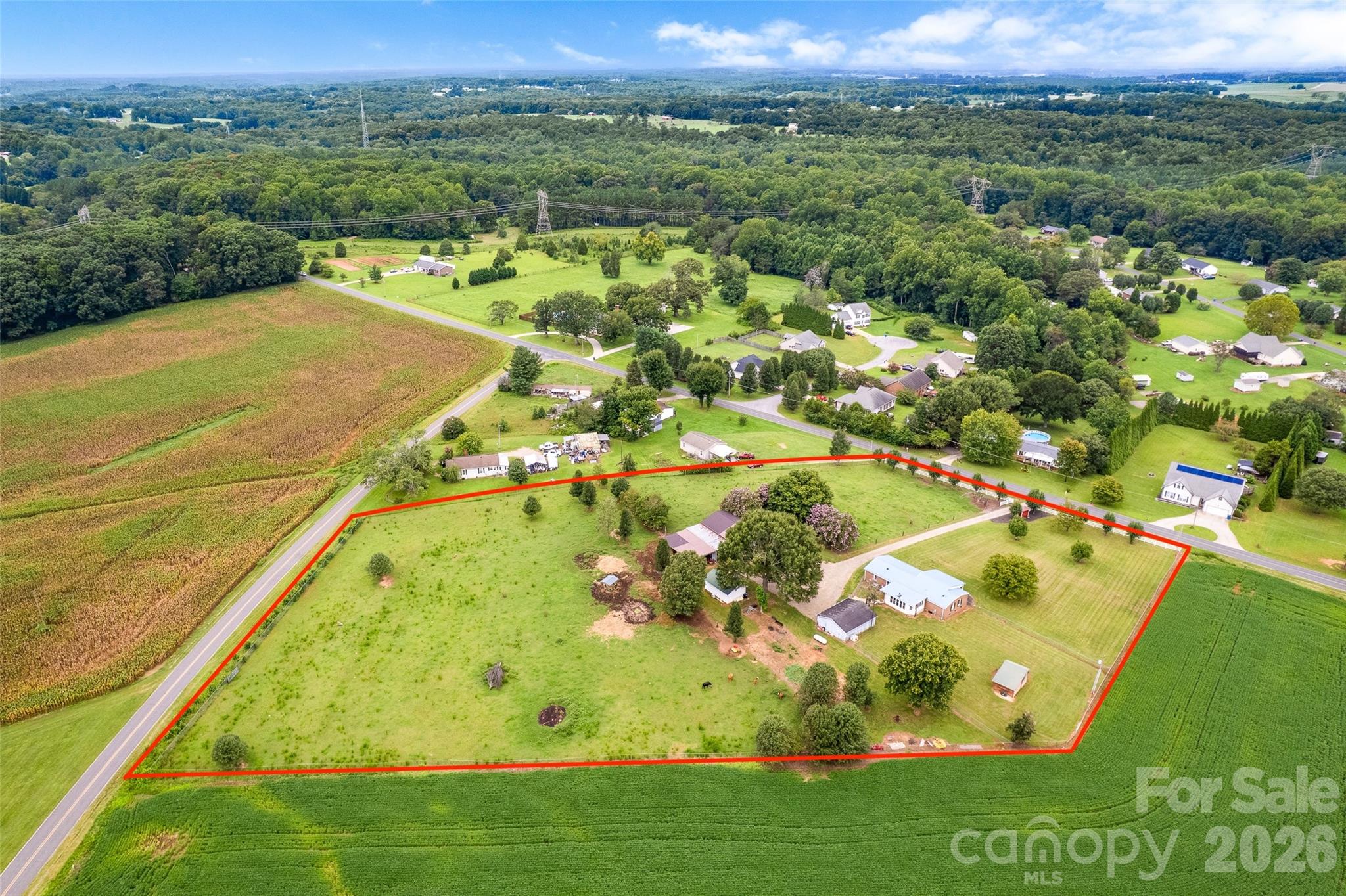 main property photo 10