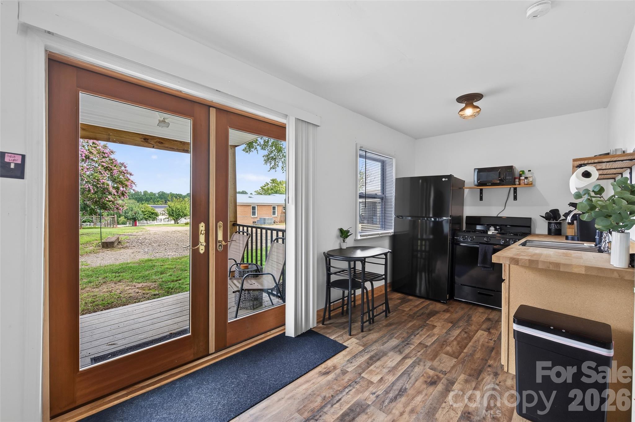 main property photo 43
