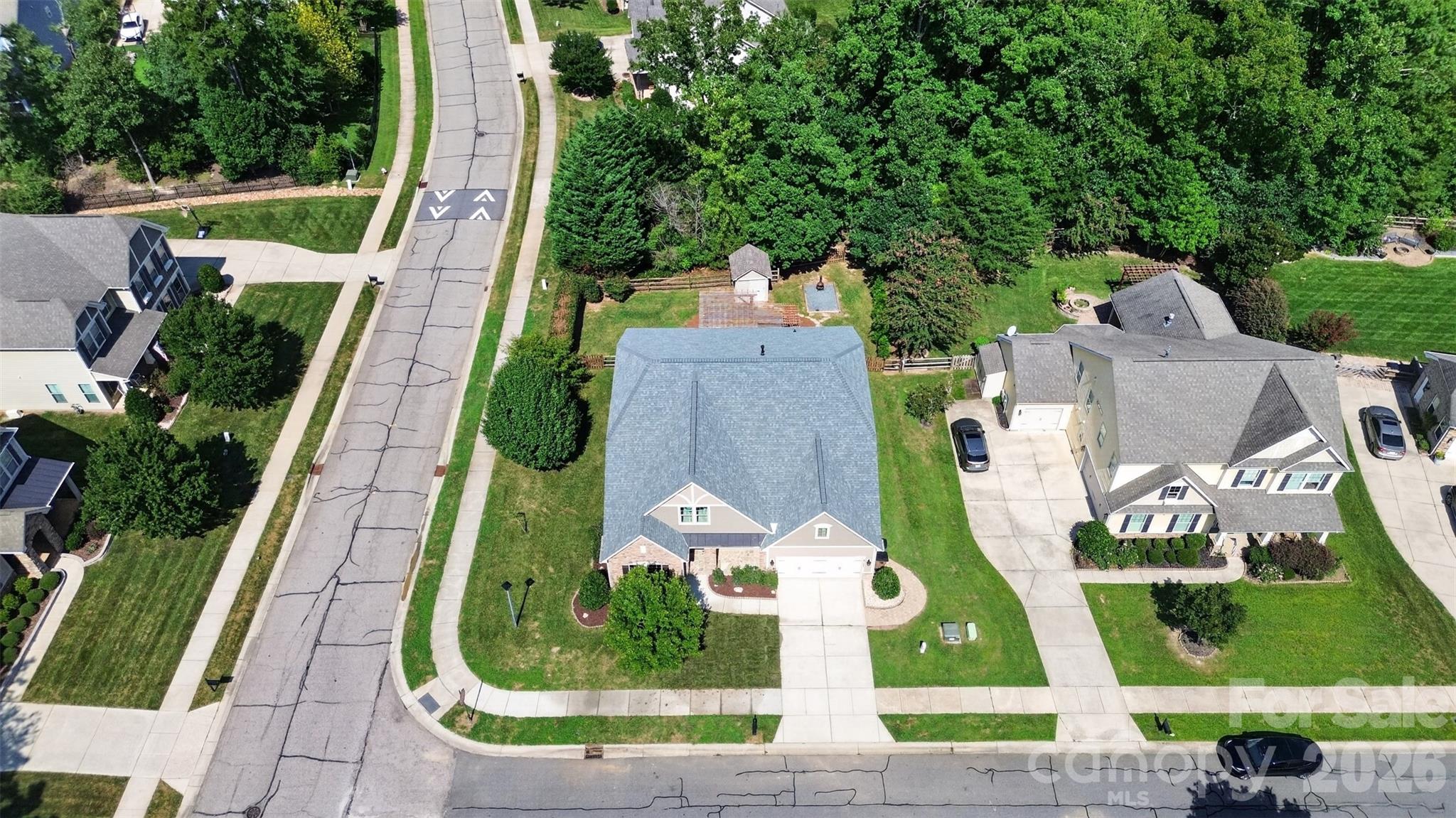 main property photo 32