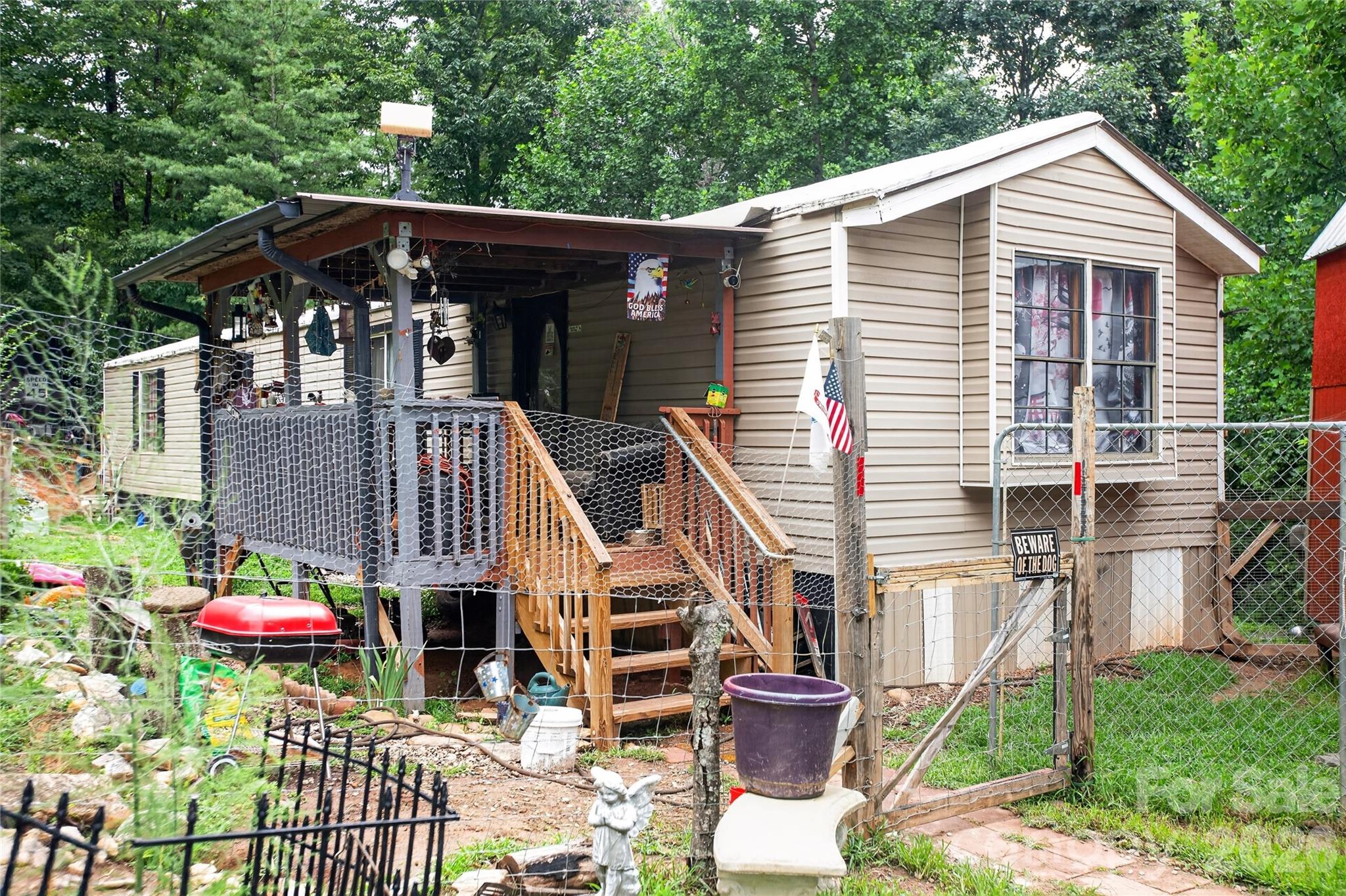 main property photo 15