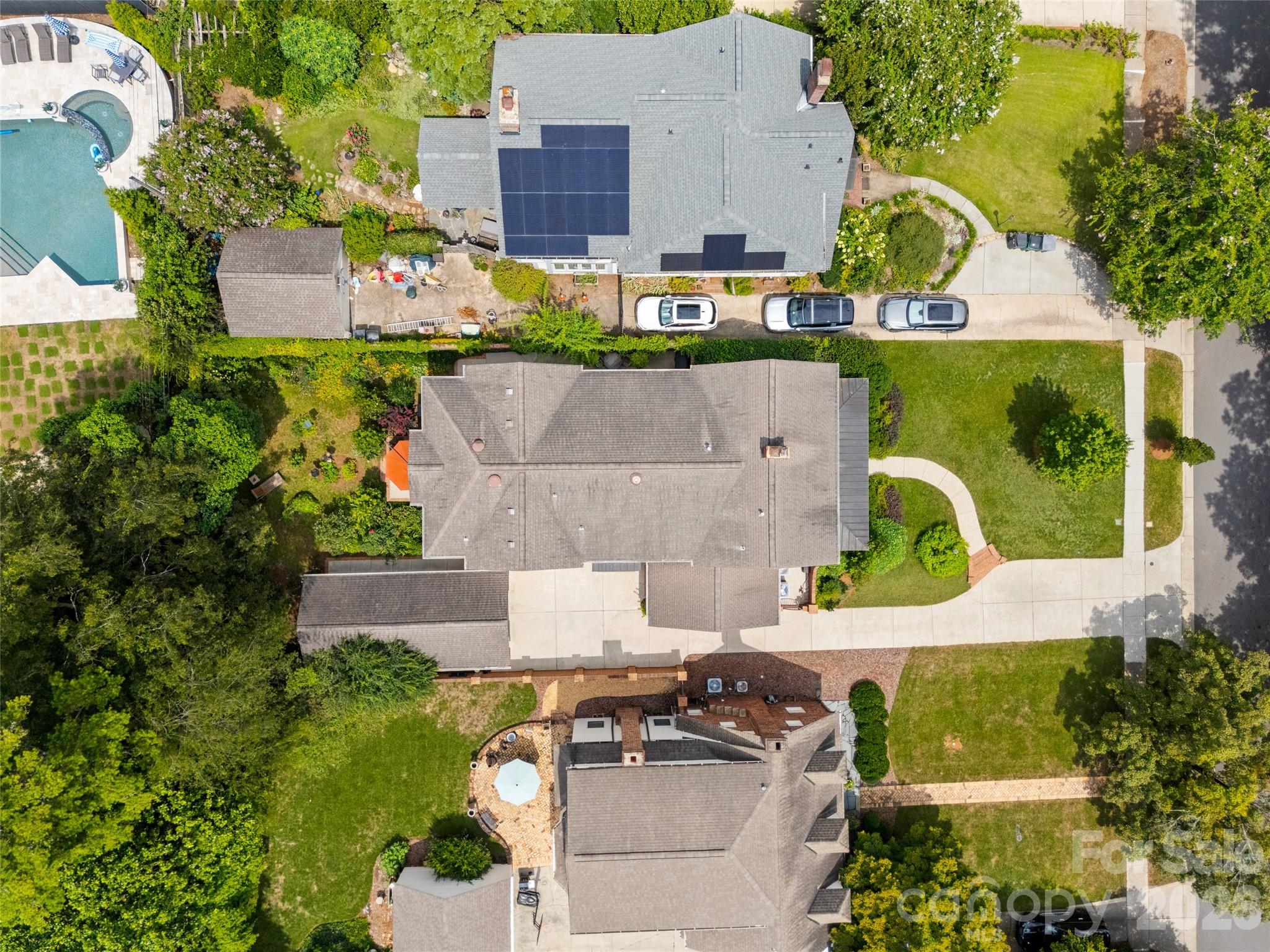main property photo 32