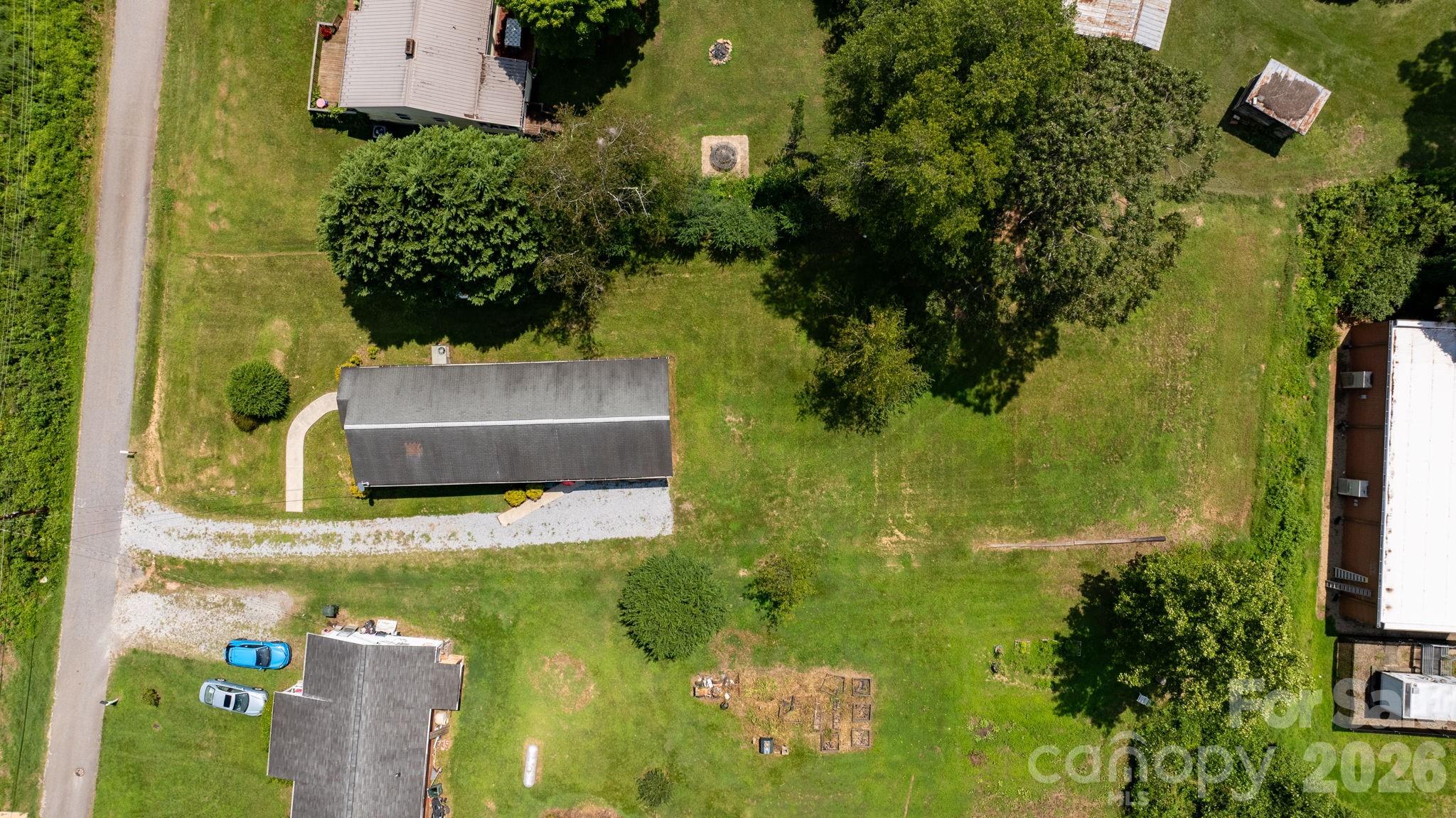 main property photo 29