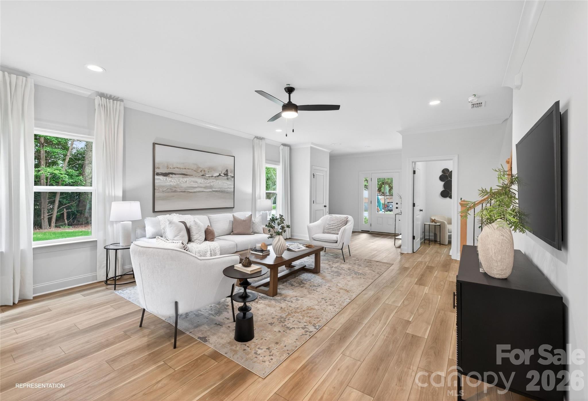 main property photo 5