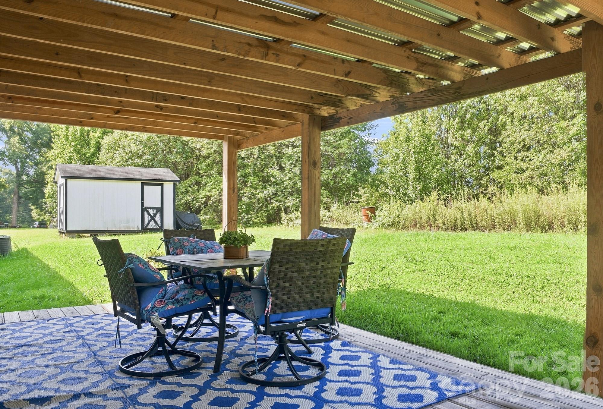main property photo 20