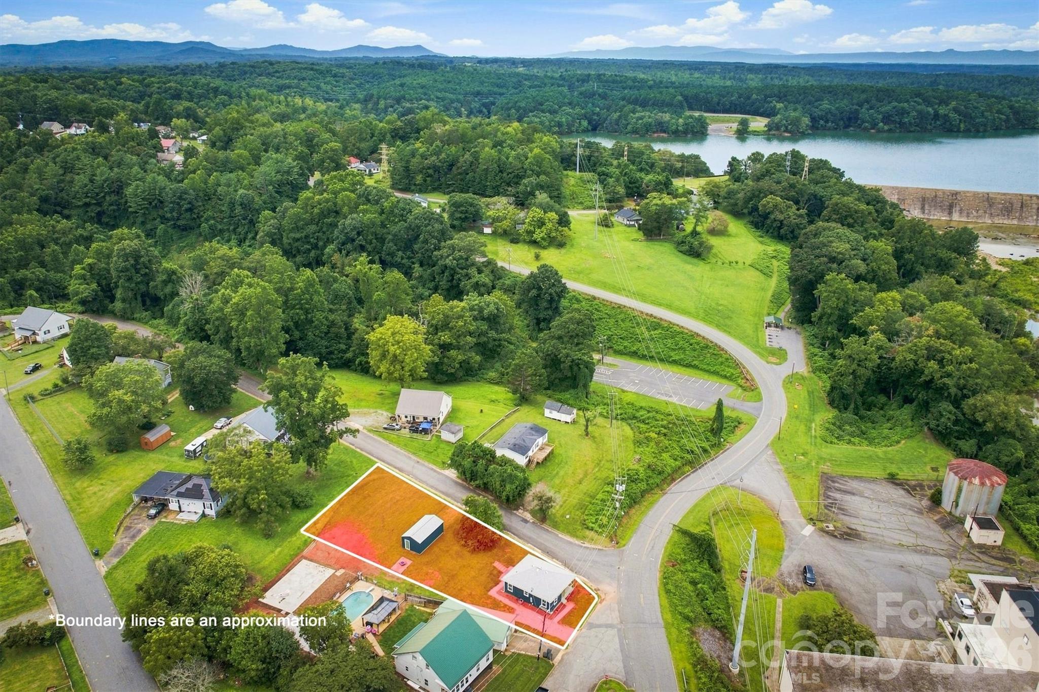 main property photo 2