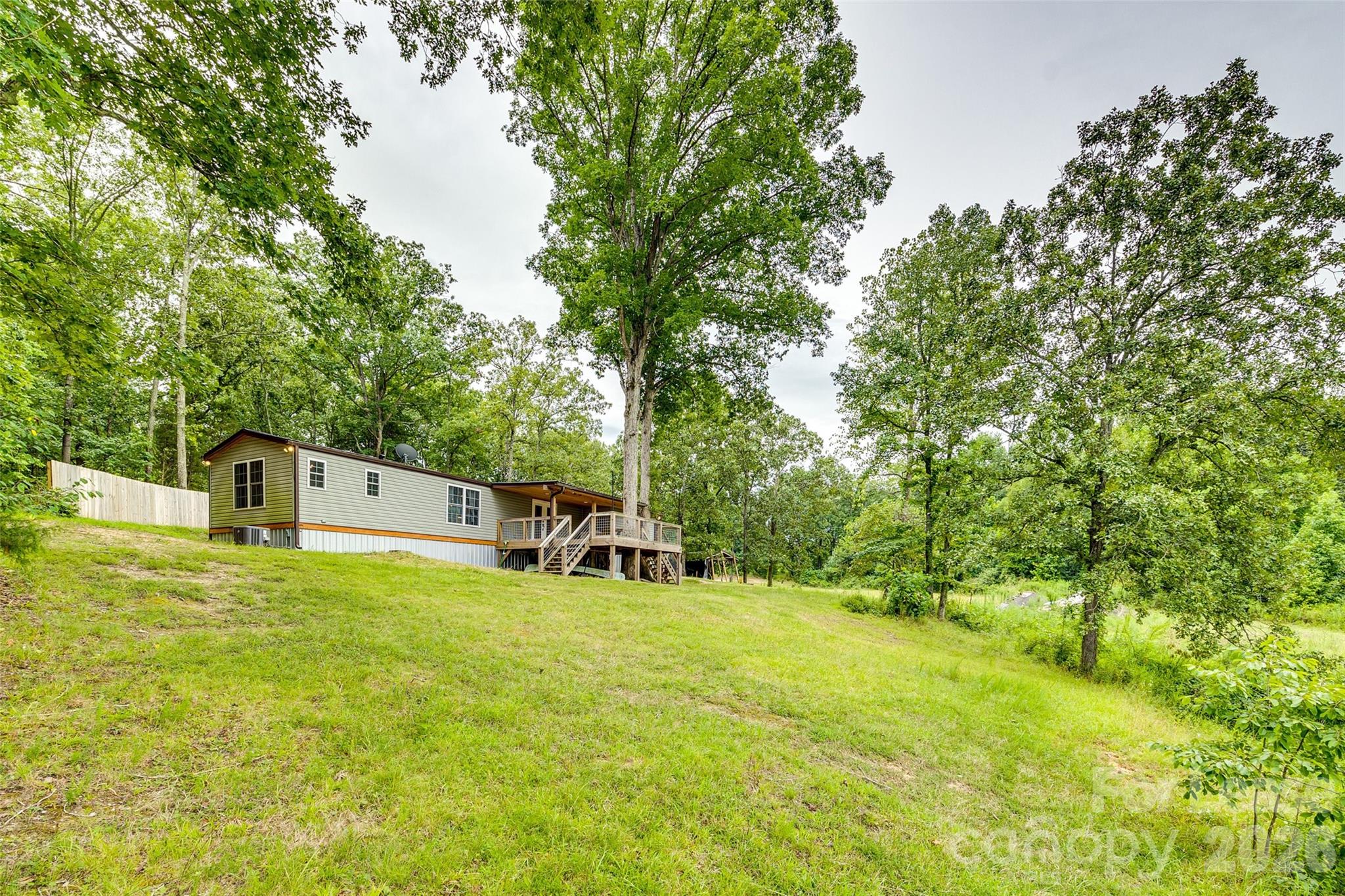 main property photo 22