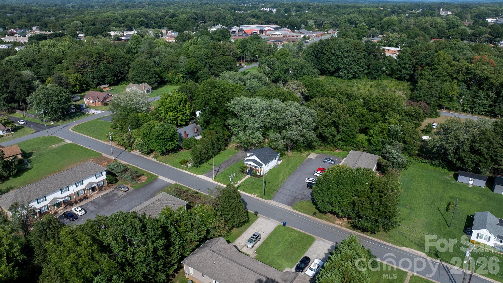 main property photo 32