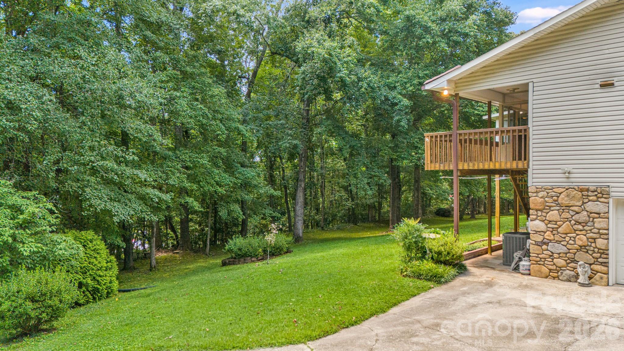 main property photo 44