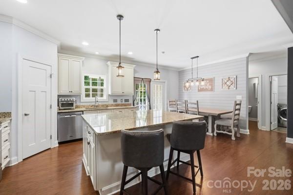 main property photo 10