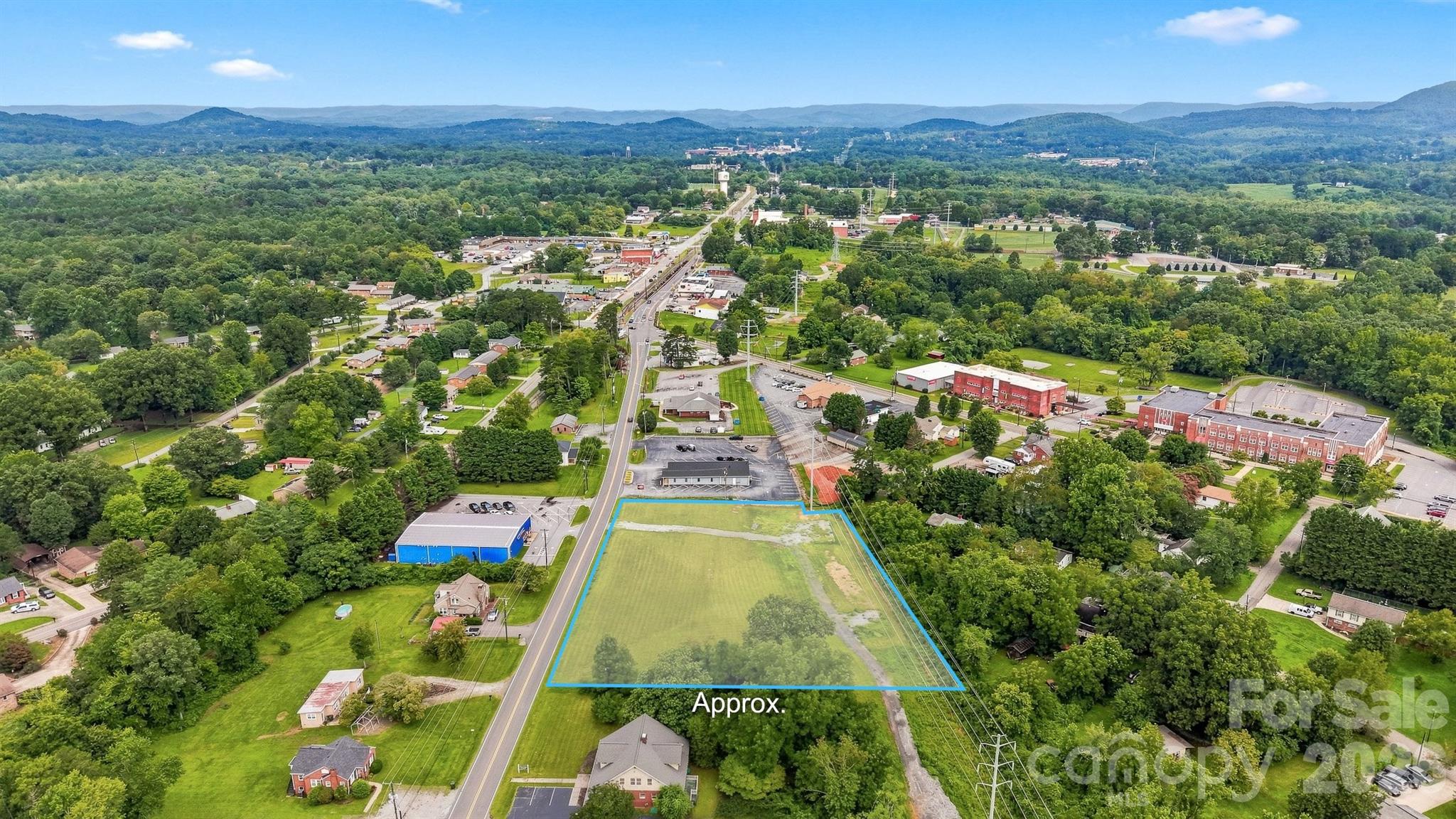 main property photo 4